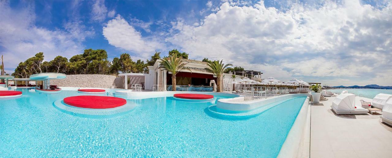 Family Apartments Podsolarsko شيبينيك المظهر الخارجي الصورة
